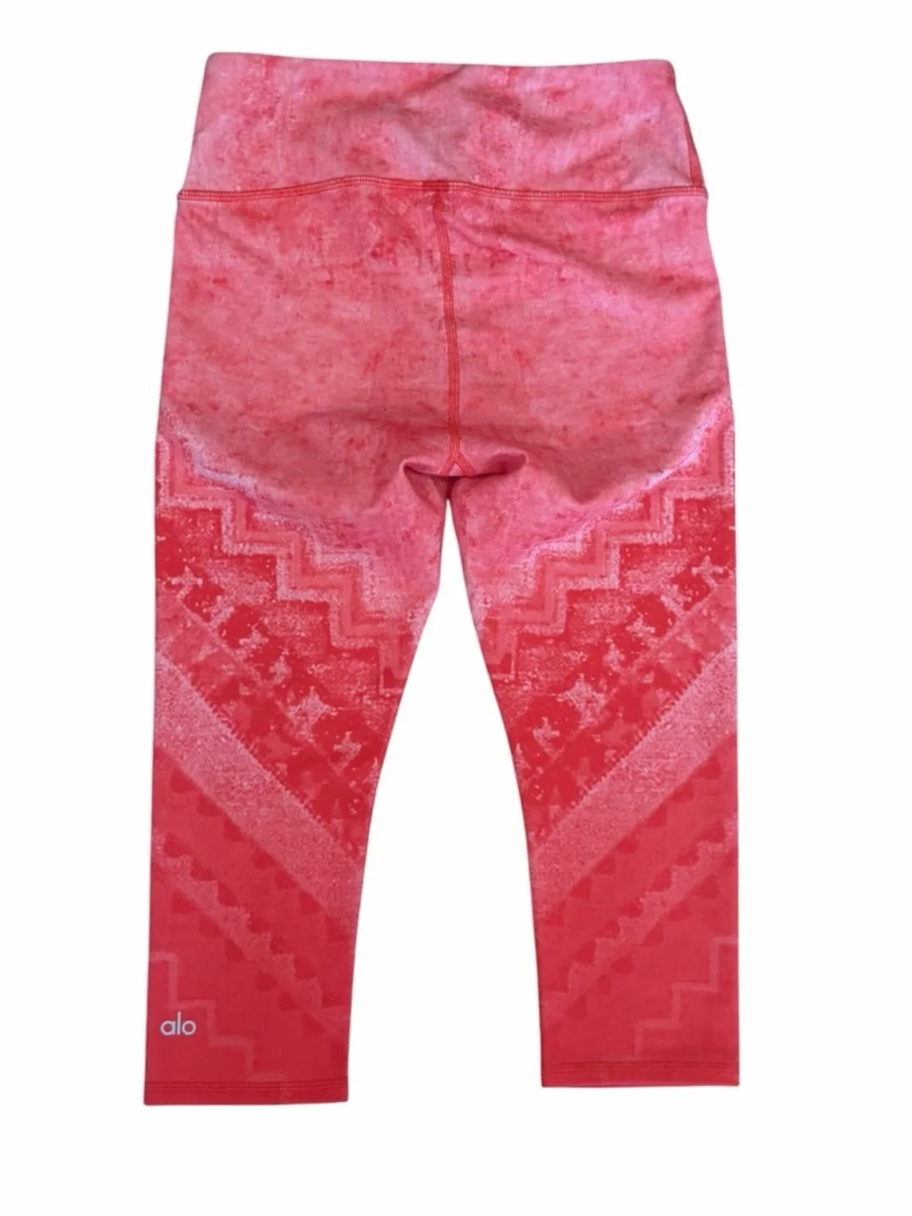 Alo Yoga High-Waist Airbrush Capri | Pink Tribal Geo Watercolor XS